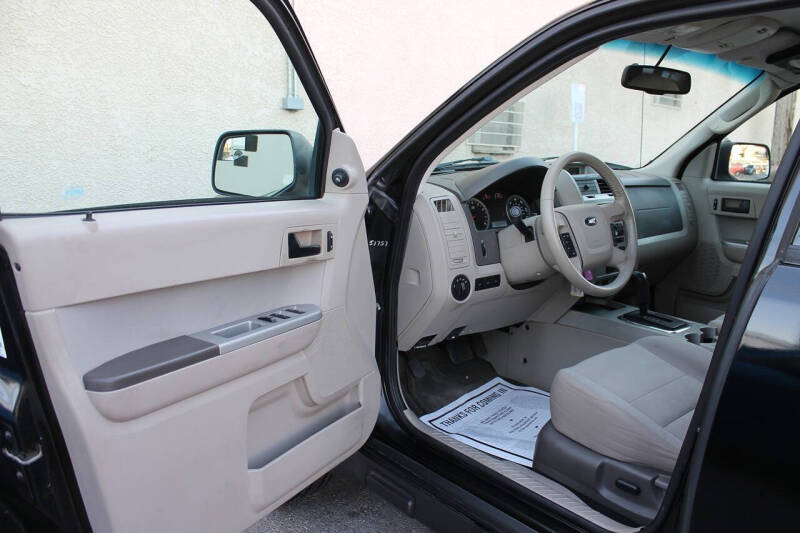 2011 Ford Escape XLT