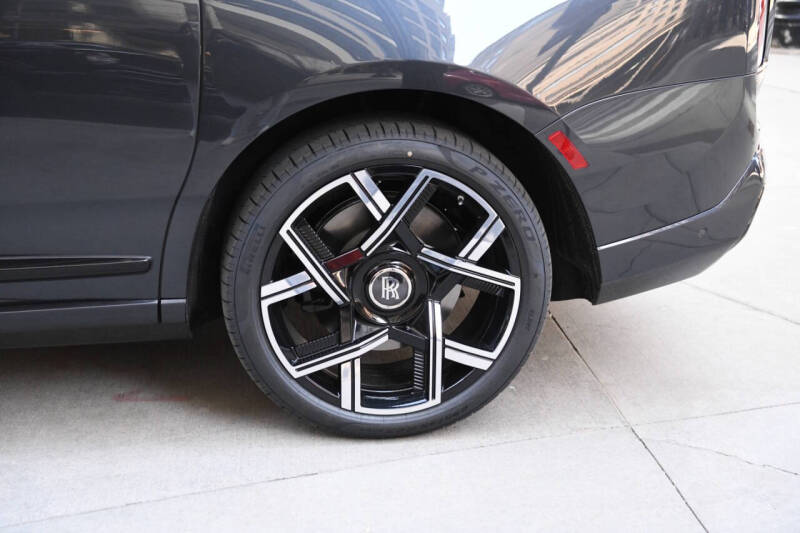 2025 Rolls-Royce Black Badge Cullinan