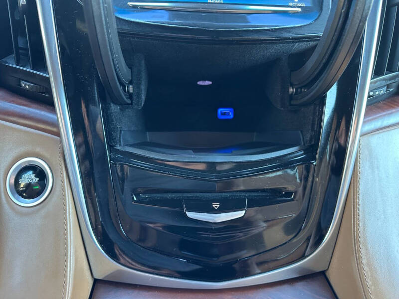 2017 Cadillac Escalade ESV Platinum