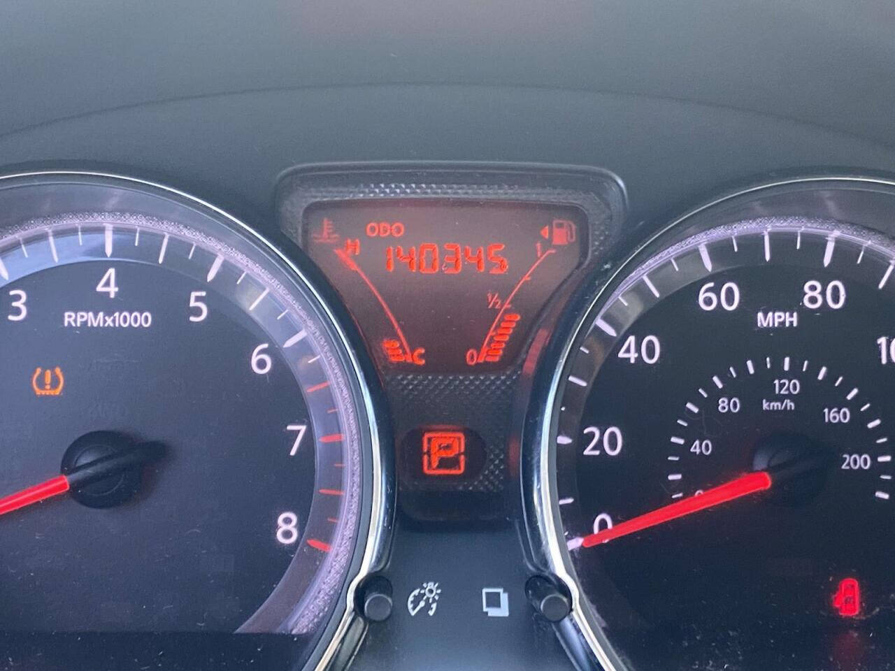 2013 Nissan Versa  - $8,000