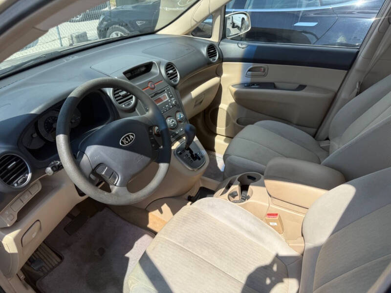 2007 Kia Rondo EX