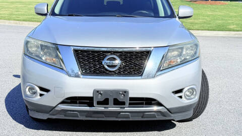 2013 Nissan Pathfinder Platinum