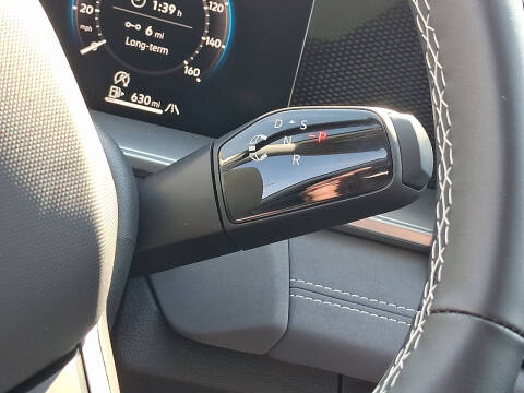 2025 Volkswagen Tiguan SE 4Motion