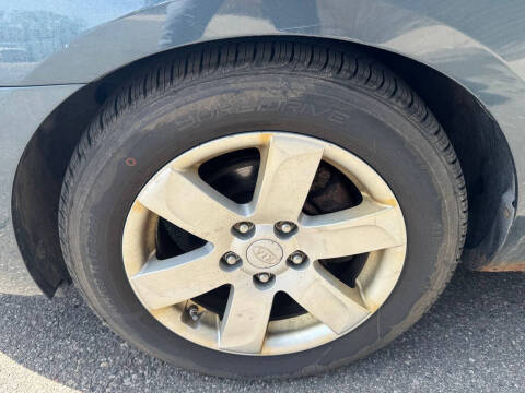 2009 Kia Rondo EX