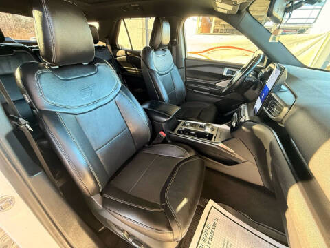 2020 Ford Explorer ST