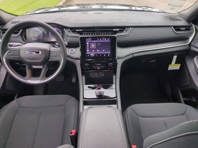 2025 Jeep Grand Cherokee L Laredo X