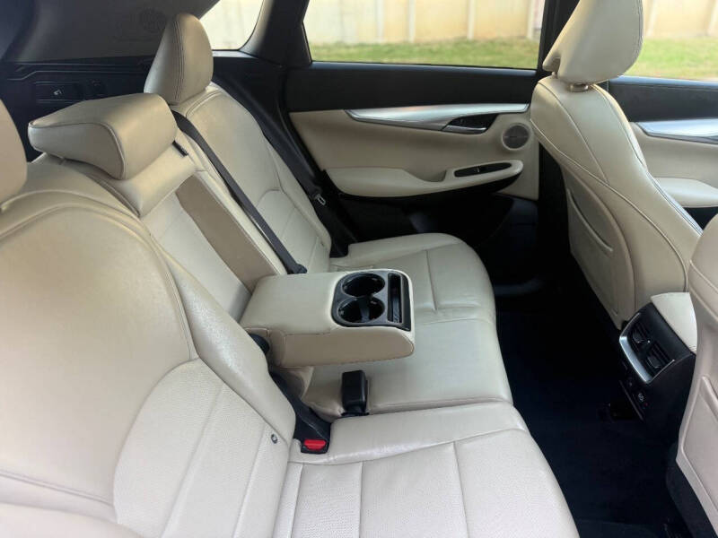 2019 Infiniti QX50 Essential