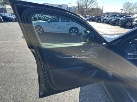 2024 BMW 7 Series 740i