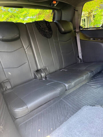 2016 Cadillac Escalade Platinum