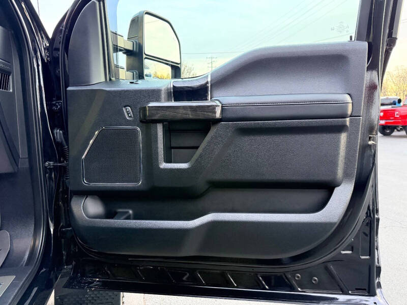 2020 Ford F-450 Super Duty Platinum