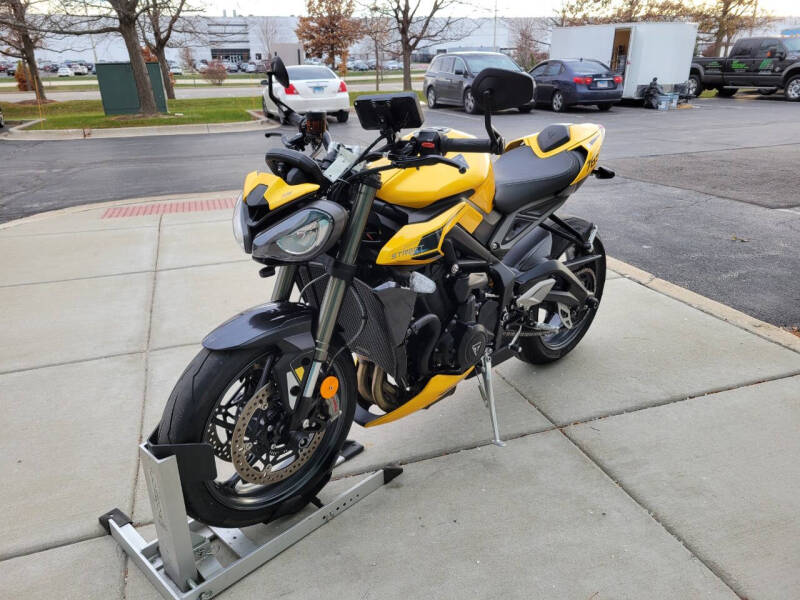 2025 Triumph Street Triple 765RS