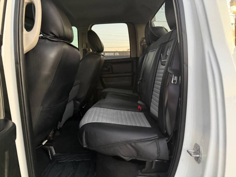 2017 RAM 1500 Express