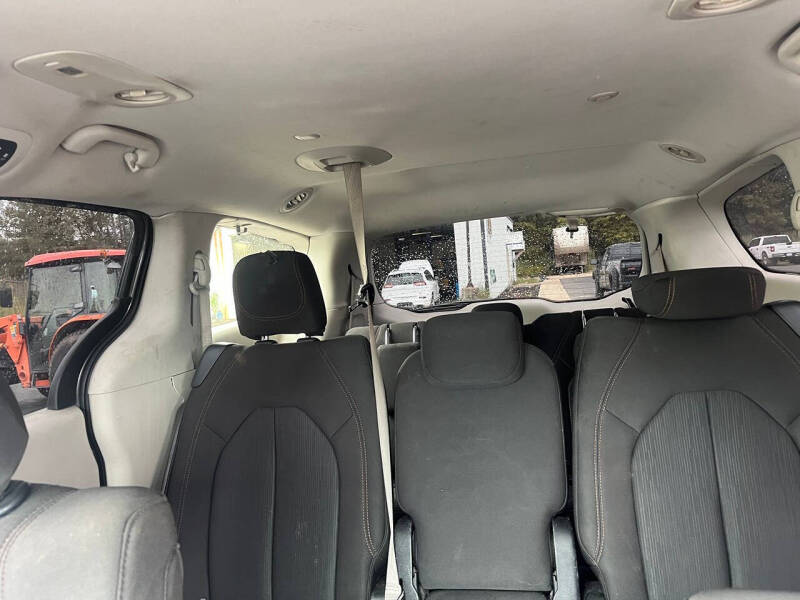 2017 Chrysler Pacifica LX