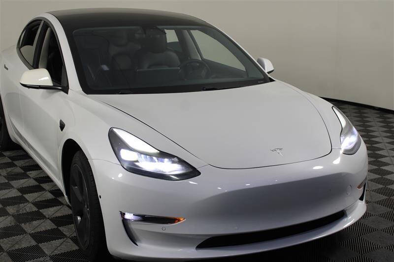 2021 Tesla Model 3 Standard Range Plus