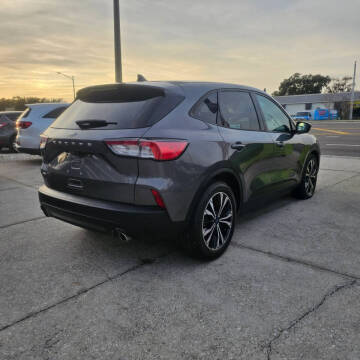 2021 Ford Escape SE