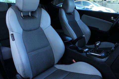 2016 Hyundai Genesis Coupe