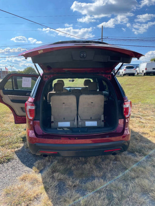 2017 Ford Explorer