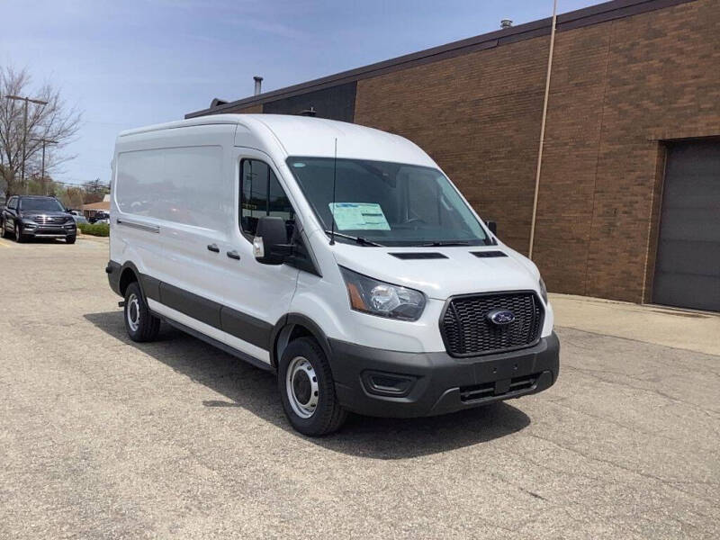 2025 Ford Transit Van Base's photo