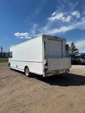 2010 Freightliner MT45 Chassis