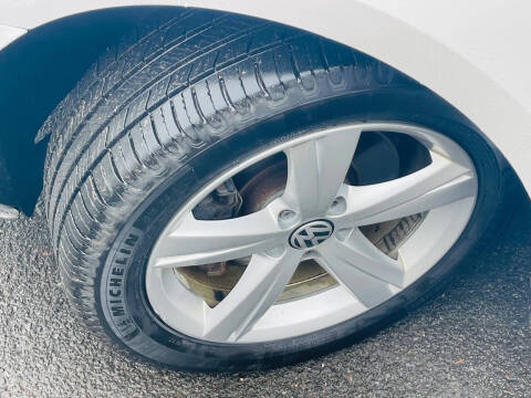 2015 Volkswagen Passat 1.8T SE