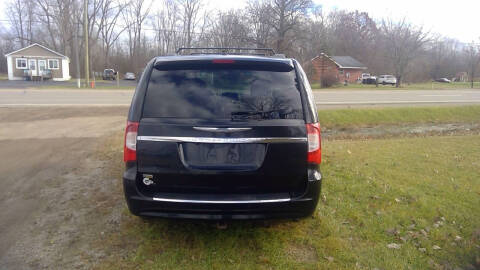 2013 Chrysler Town and Country Touring