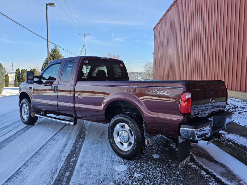 2010 Ford F-250 Super Duty XLT photo 5