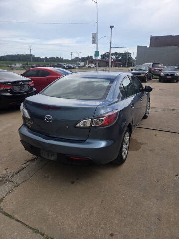 2011 Mazda MAZDA3 i Sport