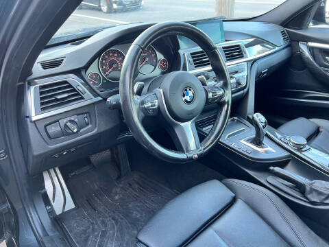2017 BMW 3 Series 330i