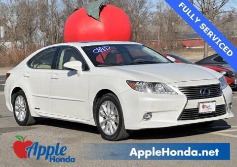 2015 Lexus ES 300h for sale at APPLE HONDA in Riverhead NY