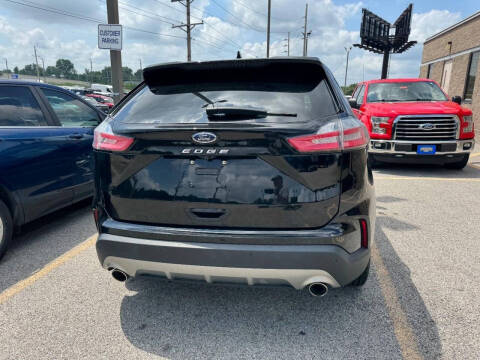2024 Ford Edge Titanium
