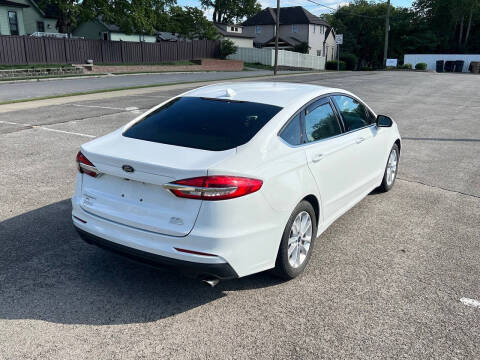 2020 Ford Fusion SEL