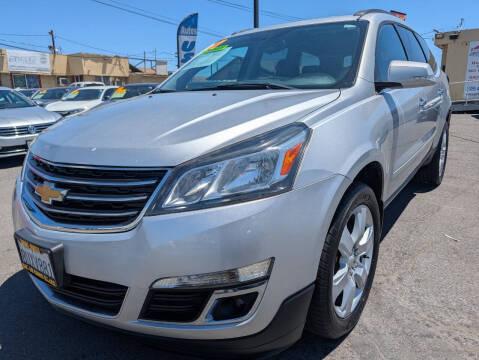 2017 Chevrolet Traverse LT