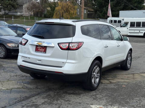 2017 Chevrolet Traverse LT