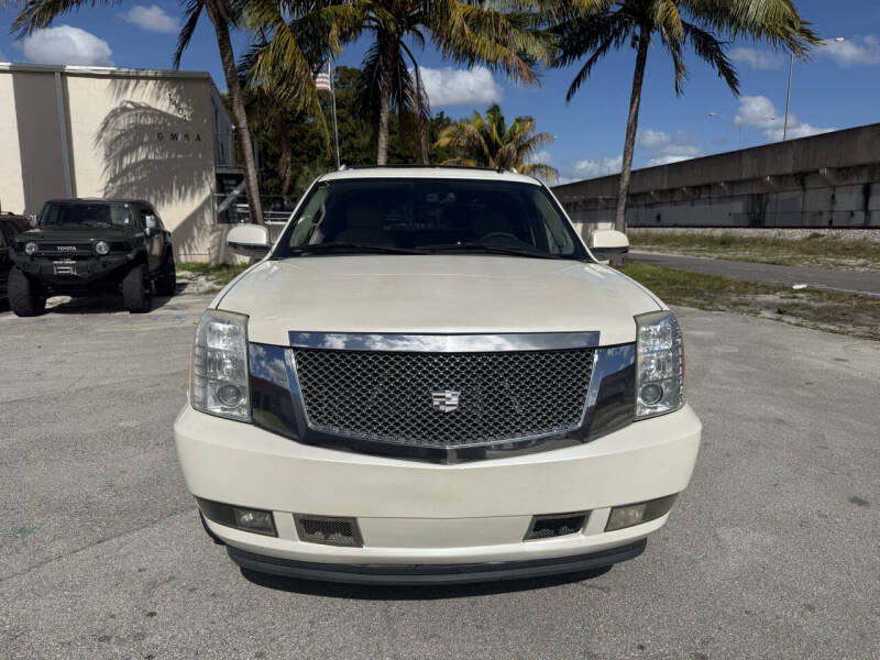 2011 Cadillac Escalade EXT Premium