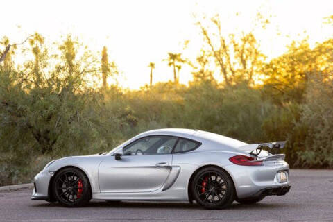 2016 Porsche Cayman GT4