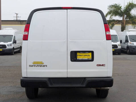 2023 GMC Savana 2500
