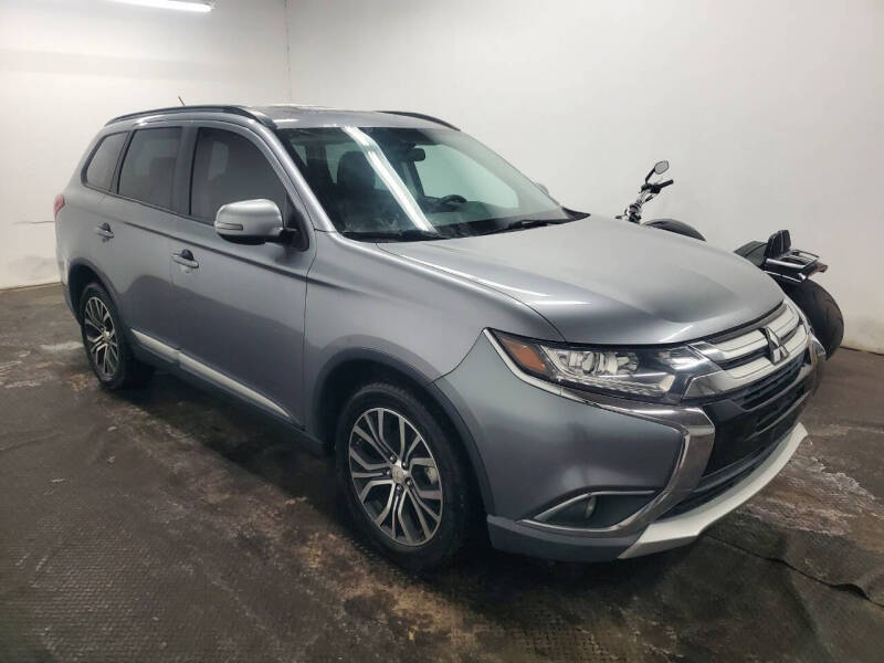 2016 Mitsubishi Outlander SE
