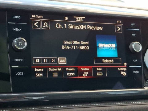 2024 Volkswagen Taos SEL 4Motion