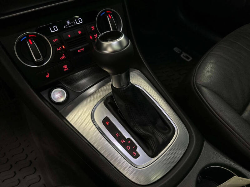 2017 Audi Q3 2.0T Premium Plus