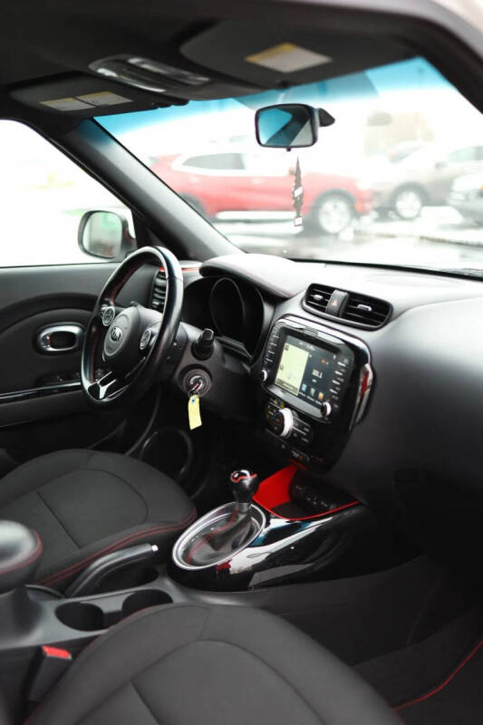 2014 Kia Soul +