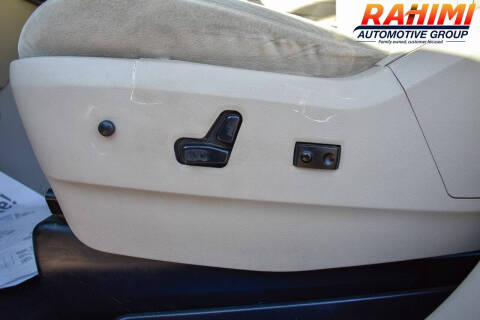 2012 Chrysler Town and Country Touring