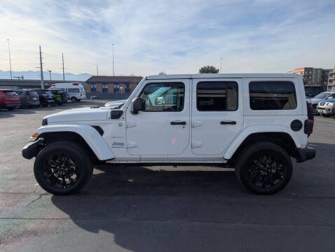 2024 Jeep Wrangler Sahara 4xe