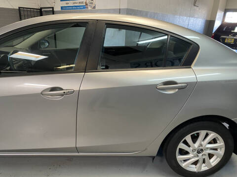 2013 Mazda MAZDA3 i Touring