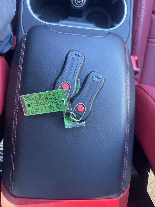 2023 Porsche Cayenne Coupe Platinum Edition