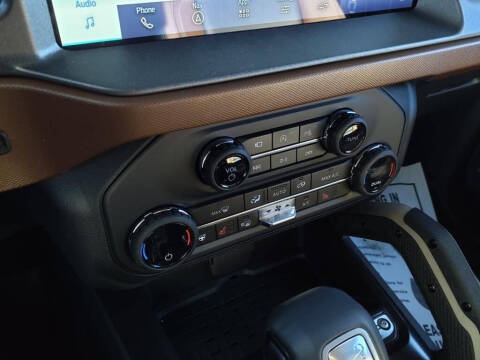2024 Ford Bronco Outer Banks