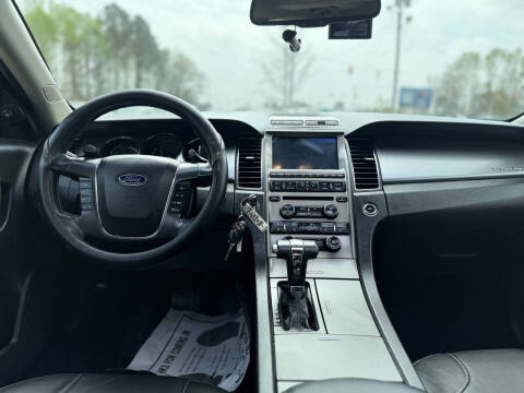 2011 Ford Taurus SEL