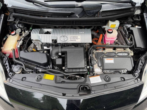 2015 Toyota Prius Three