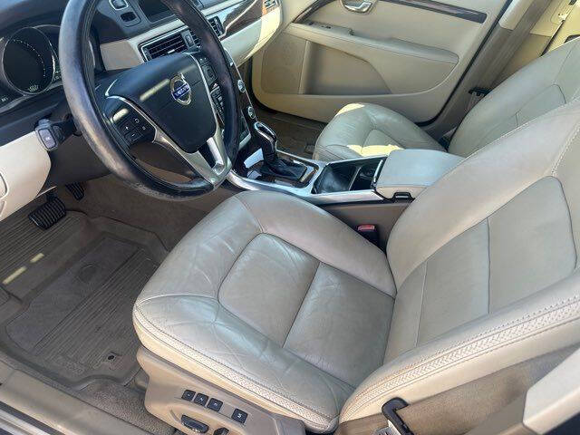 2014 Volvo XC70 T6 Platinum