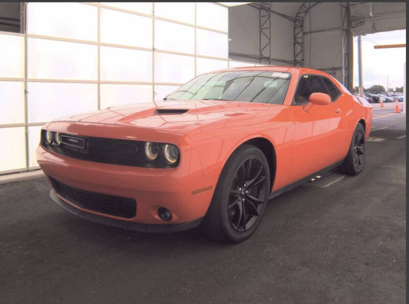 2018 Dodge Challenger SXT Plus