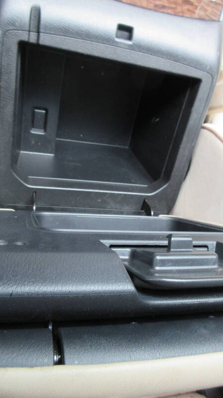 2017 Nissan Armada SV